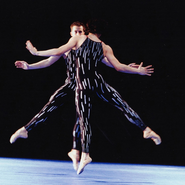 NDT_SIMPLE_THINGS_c_Joris-Jan_Bos_2001_print_3_crop-20f55df8.jpg